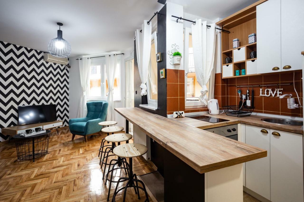 Apartment Sfera Новий Сад Екстер'єр фото