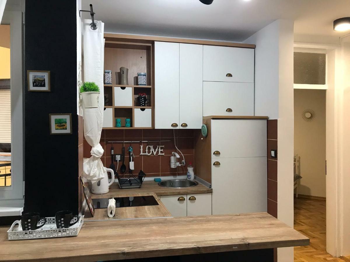 Apartment Sfera Новий Сад Екстер'єр фото