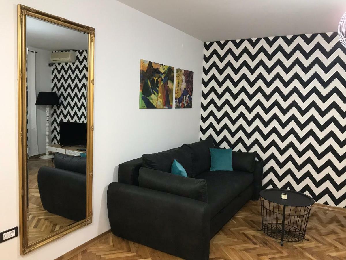Apartment Sfera Новий Сад Екстер'єр фото
